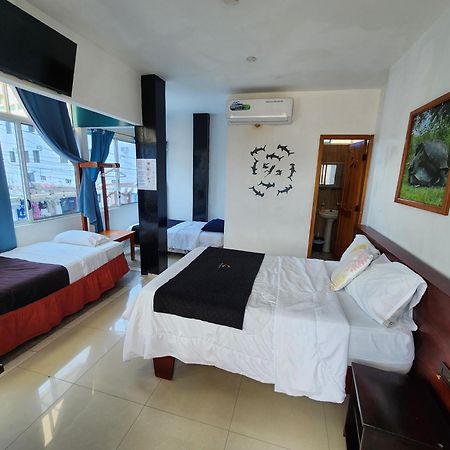 Costa Del Sol Otel Puerto Ayora  Dış mekan fotoğraf