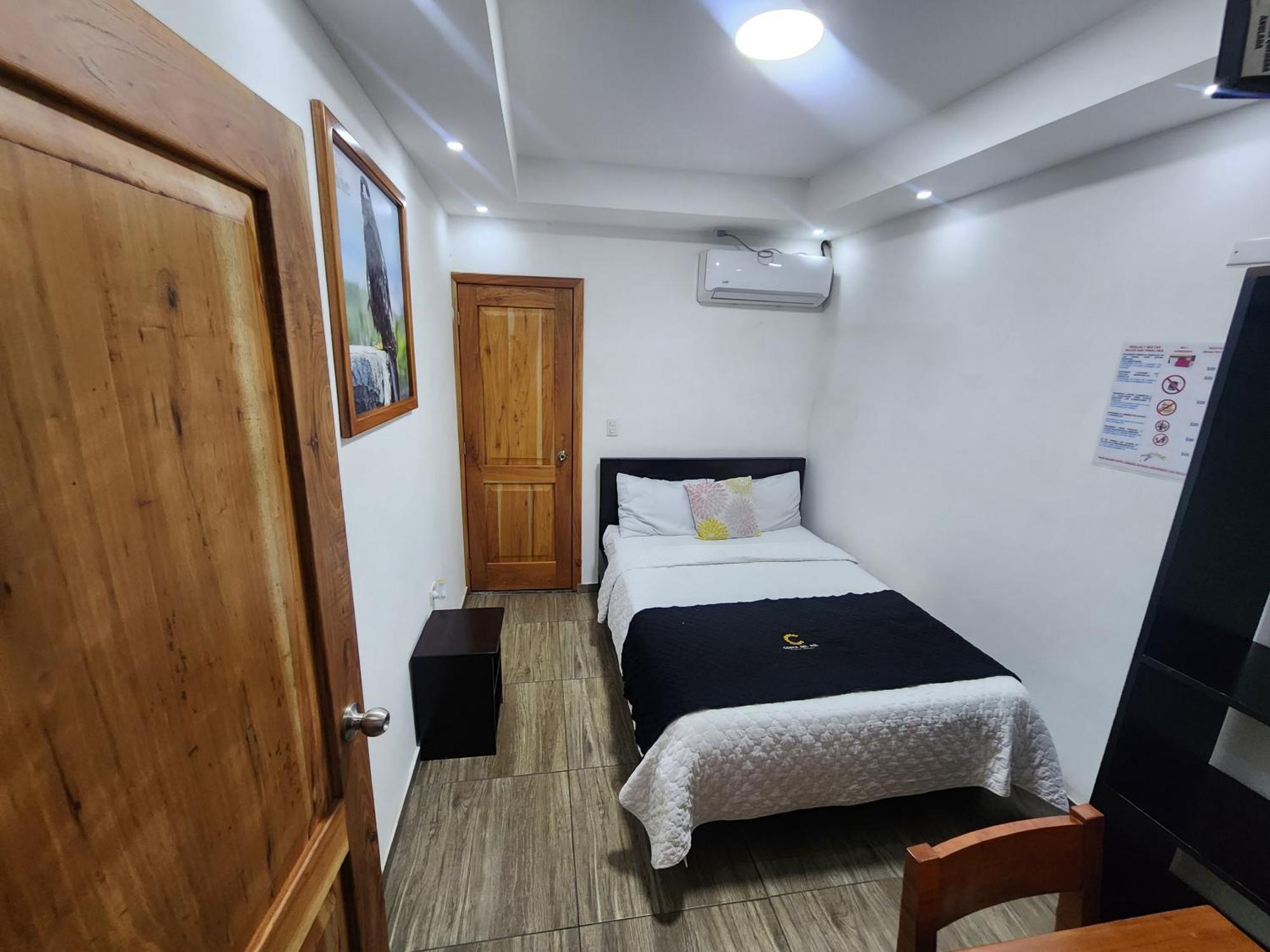 Costa Del Sol Otel Puerto Ayora  Dış mekan fotoğraf